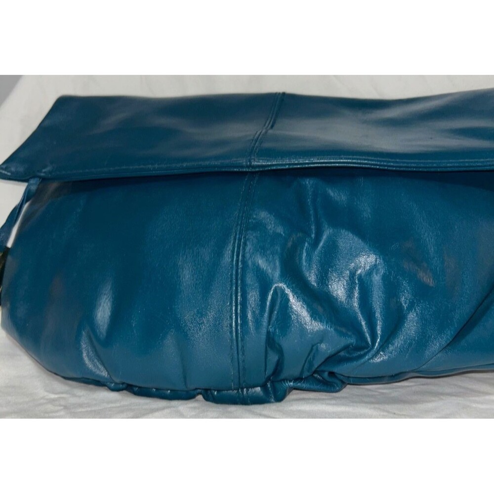 Vintage Women’s Teal Pleated Leather Clutch Handbag w/Charm Old Money Evening - Picture 3 of 8